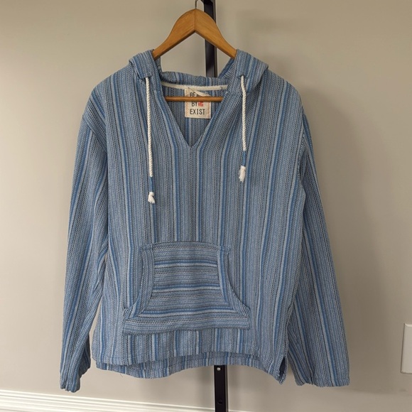 Beach By Exist Tops - Beach By Exist hooded pullover sweatshirt